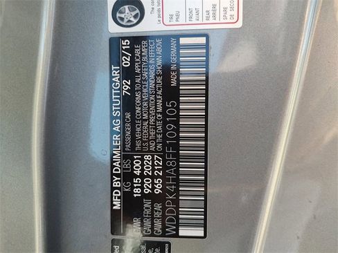 Used 2015 Mercedes-Benz SLK 250 image 33