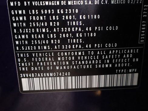 Used 2022 Volkswagen Tiguan SEL R-Line image 44