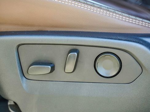 Used 2021 Chevrolet Tahoe High Country w/ Premium Package image 20