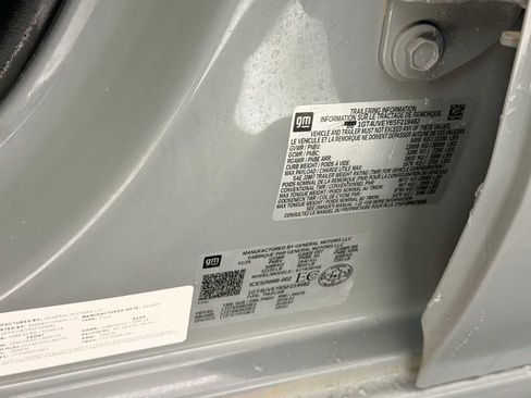 Used 2025 GMC Sierra 3500 AT4 w/ AT4 Premium Plus Package image 38