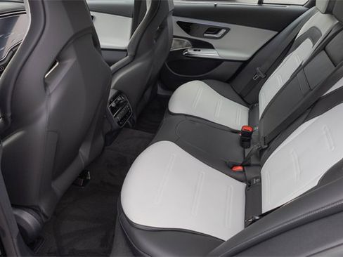 New 2026 Mercedes-Benz E 53 AMG e 4MATIC Sedan image 17