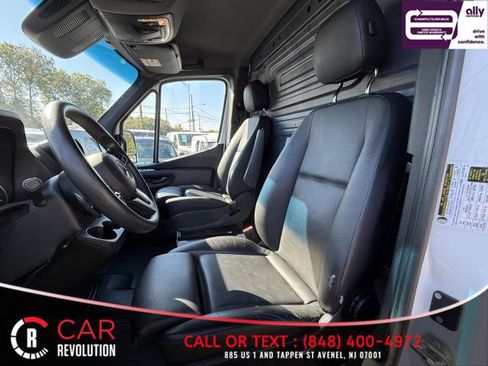 Used 2023 Mercedes-Benz Sprinter 1500 w/ Parking Package image 12