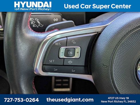 Used 2019 Volkswagen GTI SE FWD image 31