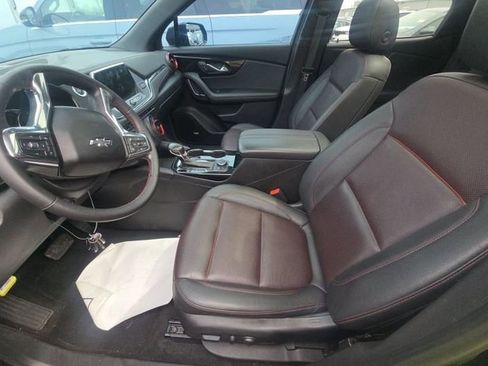 Used 2022 Chevrolet Blazer RS w/ Enhanced Convenience Package FWD image 4