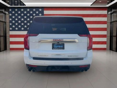 Used 2022 GMC Yukon XL Denali image 4