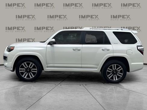 Used 2018 Toyota 4Runner Limited image 2
