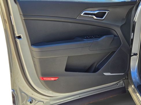 New 2026 Kia Sportage LX image 15