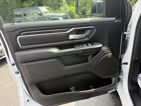 Used 2023 RAM 1500 Big Horn AWD/4WD image 9