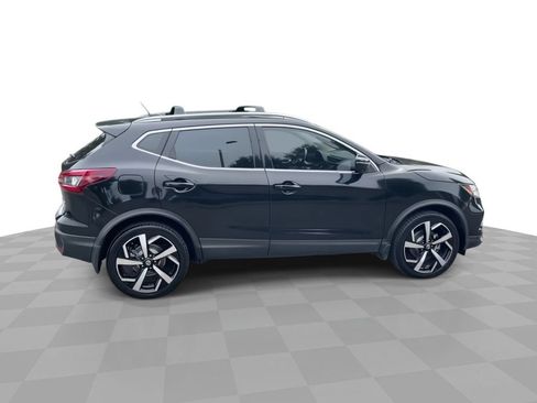 Used 2021 Nissan Rogue Sport SL AWD/4WD image 9