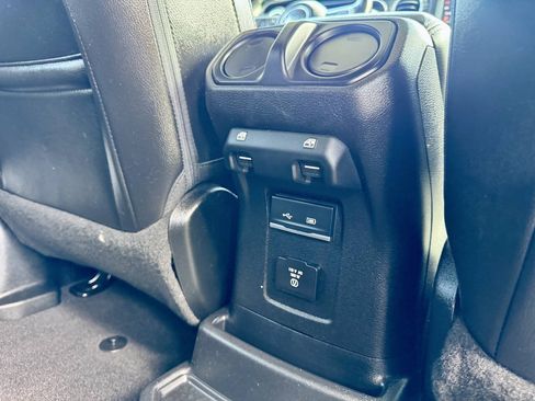 Used 2018 Jeep Wrangler Unlimited Sahara w/ Dual Top Group AWD/4WD image 38