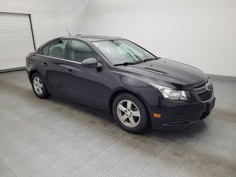 Used 2014 Chevrolet Cruze LT image 11