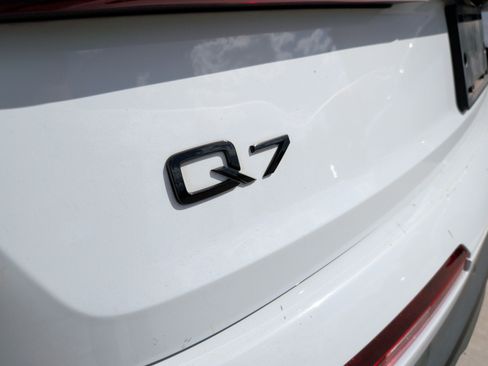 Used 2022 Audi Q7 3.0T Premium Plus AWD/4WD image 33