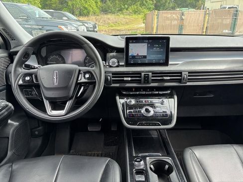 Used 2022 Lincoln Corsair AWD w/ Equipment Group 101A image 10