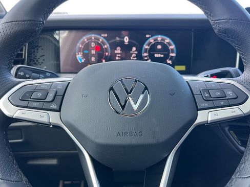 New 2026 Volkswagen Tiguan SE R-Line image 23