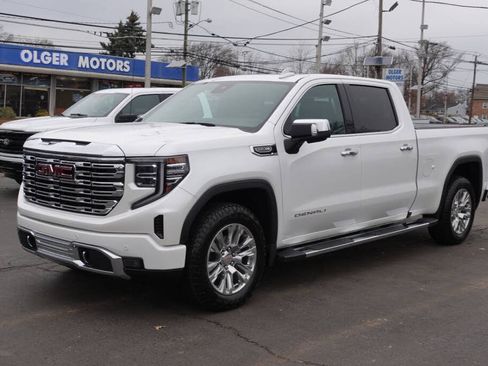 Used 2022 GMC Sierra 1500 Denali AWD/4WD image 2