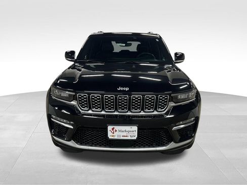 Used 2023 Jeep Grand Cherokee Summit AWD/4WD image 3