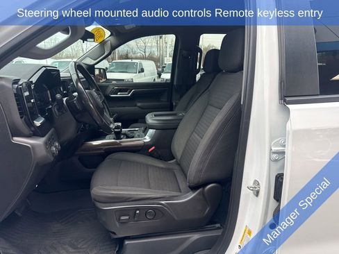 Used 2022 Chevrolet Silverado 1500 LT Trail Boss w/ Convenience Package II image 14