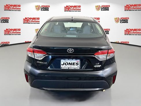 Used 2022 Toyota Corolla LE FWD image 13