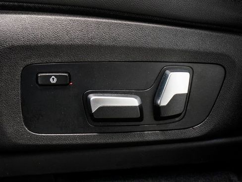 Used 2020 BMW X4 xDrive30i AWD/4WD image 7