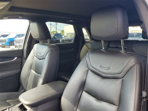 Used 2020 Cadillac XT5 Premium Luxury image 16
