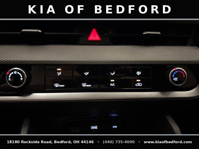 Certified 2025 Kia Sportage LX FWD image 23