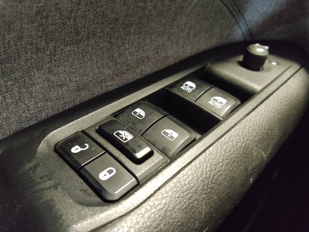 Used 2022 Jeep Compass Latitude AWD/4WD image 27
