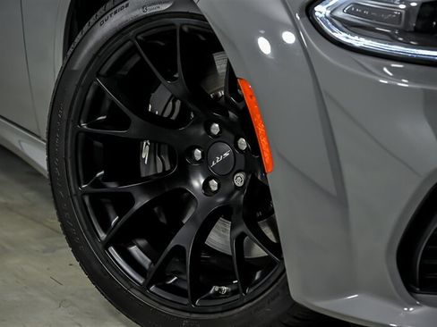 Used 2023 Dodge Charger SRT Hellcat RWD image 3