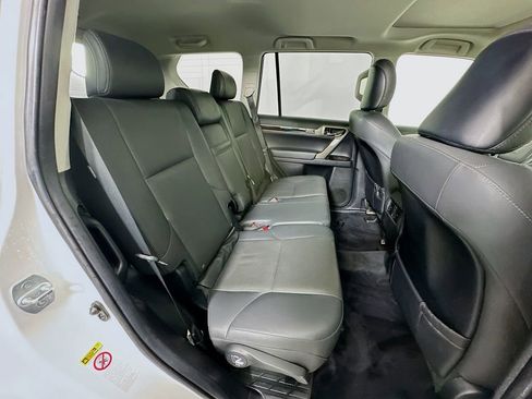 Used 2014 Lexus GX 460 AWD/4WD image 27