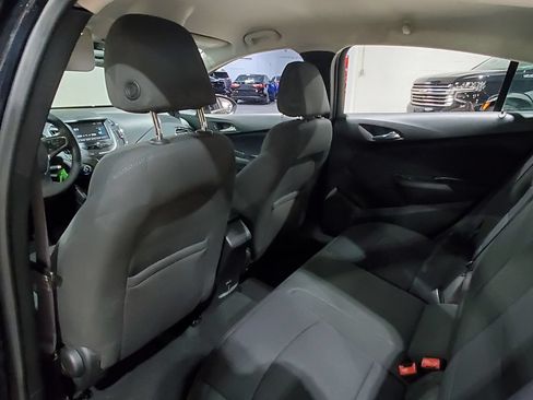 Used 2017 Chevrolet Cruze LT FWD image 21