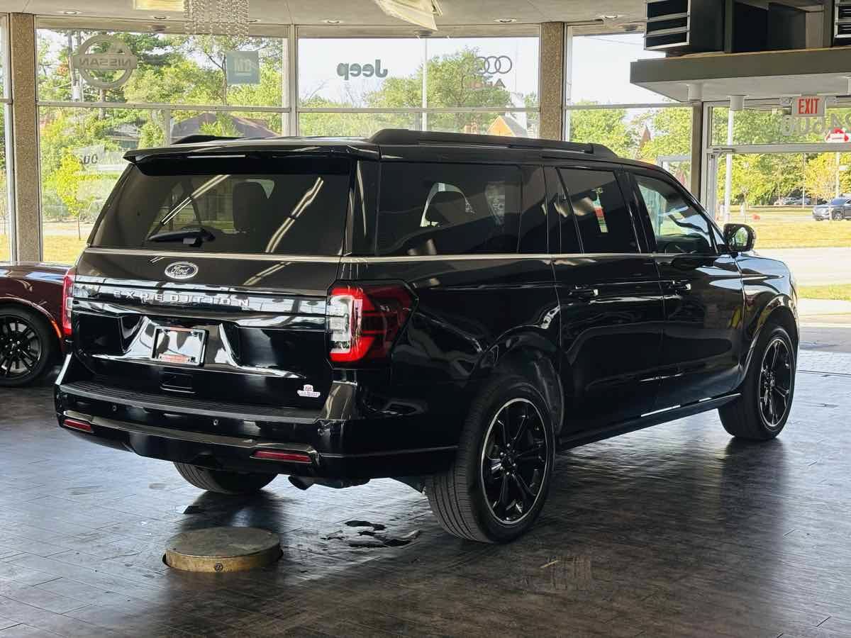 Used 2024 Ford Expedition Max Limited AWD/4WD image 7