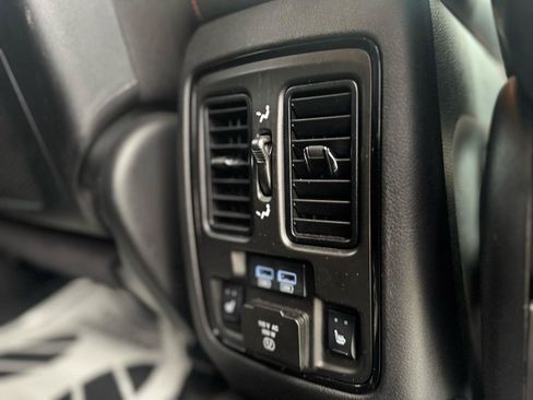 Used 2024 Dodge Durango GT AWD/4WD image 64