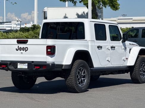 New 2026 Jeep Gladiator Rubicon image 4