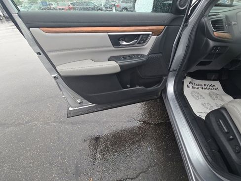 Used 2017 Honda CR-V EX-L image 12