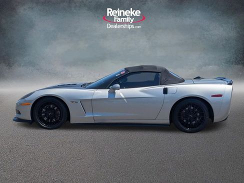 Used 2008 Chevrolet Corvette Convertible w/ Preferred Equipment Group RWD image 9