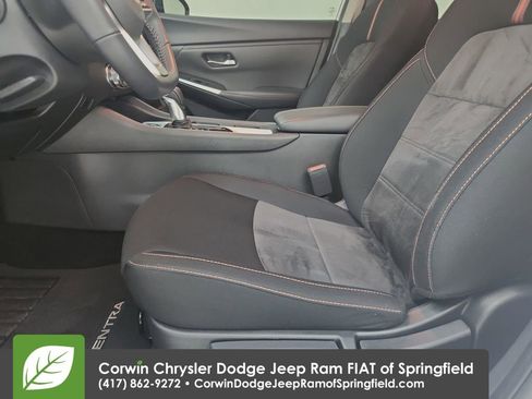 Used 2023 Nissan Sentra SR w/ Electronics Package image 20