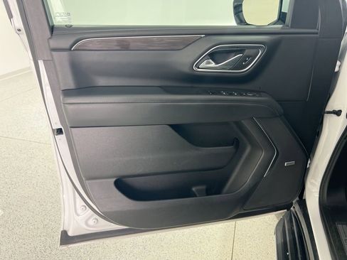 Used 2024 Chevrolet Tahoe LT image 19