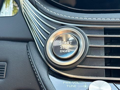 Used 2023 Lexus LS 500 w/ Interior Upgrade Package image 19