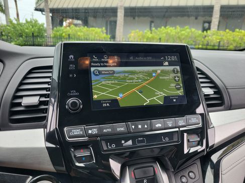 Used 2018 Honda Odyssey Elite image 22