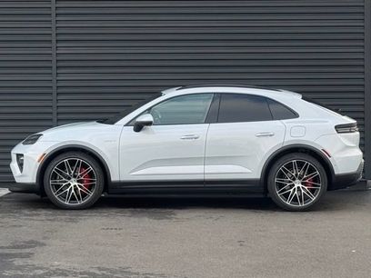 New 2025 Porsche Macan 4S Electric