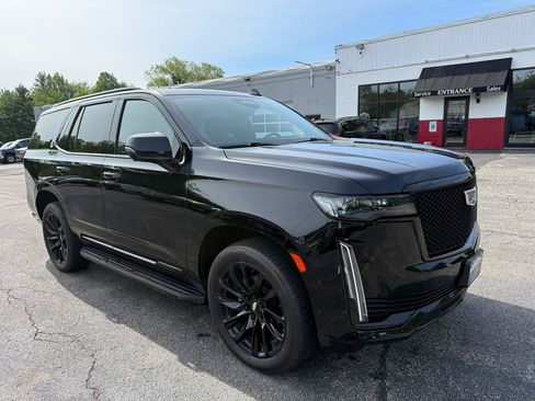 Used 2022 Cadillac Escalade Sport w/ LPO, ONYX Package AWD/4WD image 15
