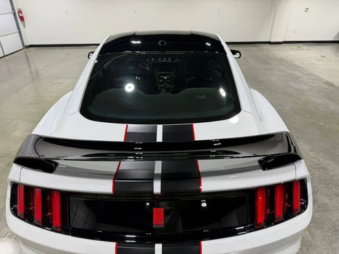Used 2017 Ford Mustang Shelby GT350R w/ GT350R Equipment Group 920A RWD image 37
