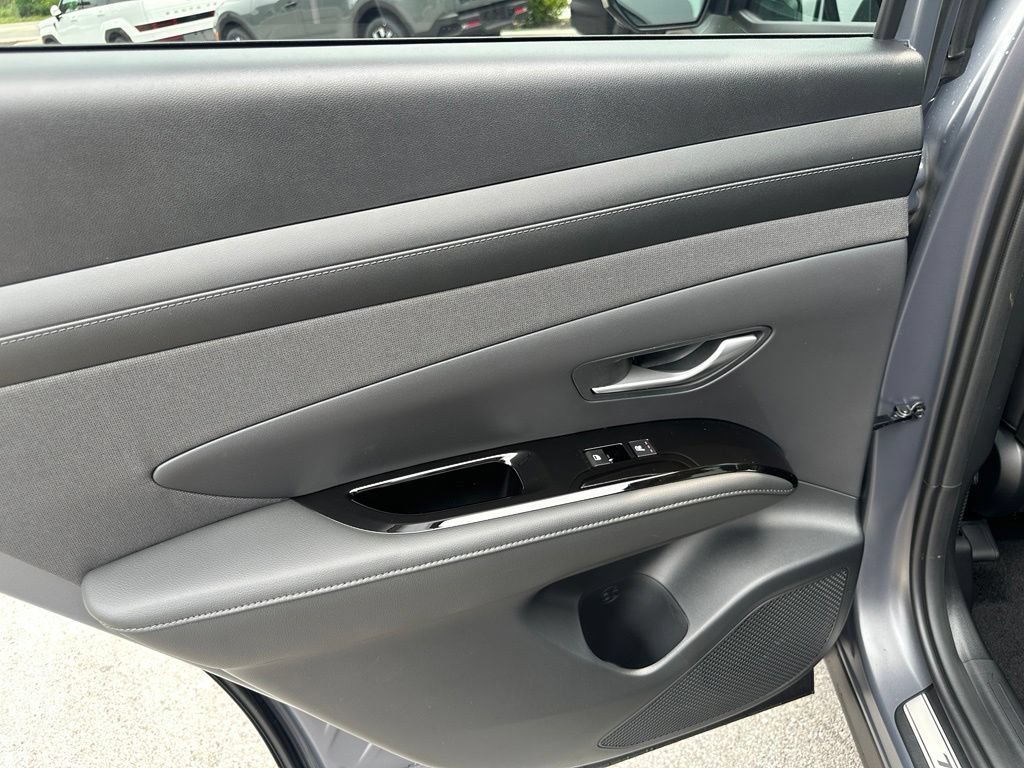 New 2026 Hyundai Tucson Limited AWD/4WD image 10