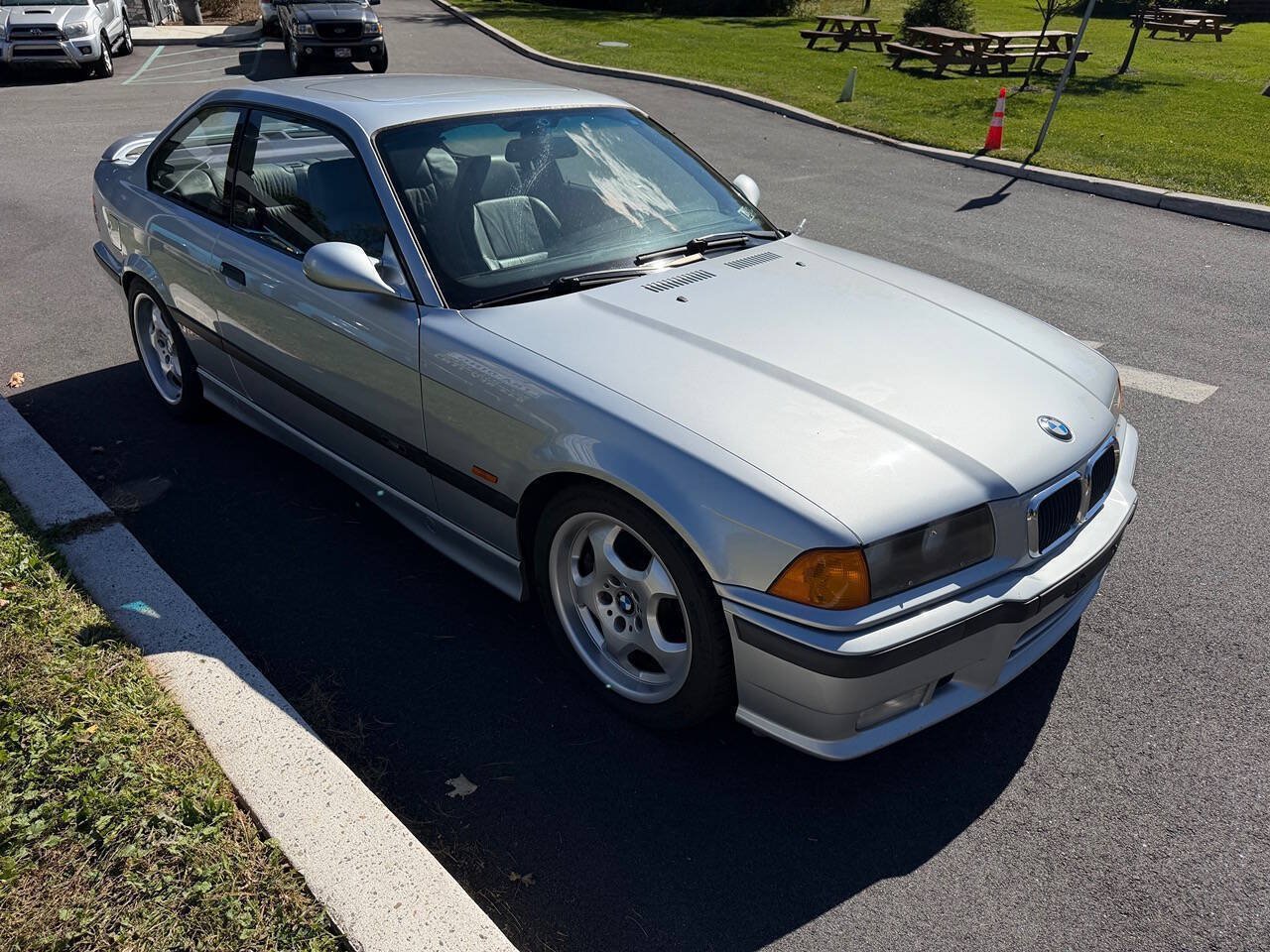 Used 1997 BMW M3 Coupe RWD image 7