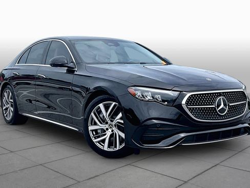 Used 2026 Mercedes-Benz E 450 4MATIC Sedan image 3