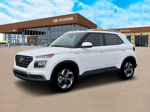New 2026 Hyundai Venue SEL FWD image 2