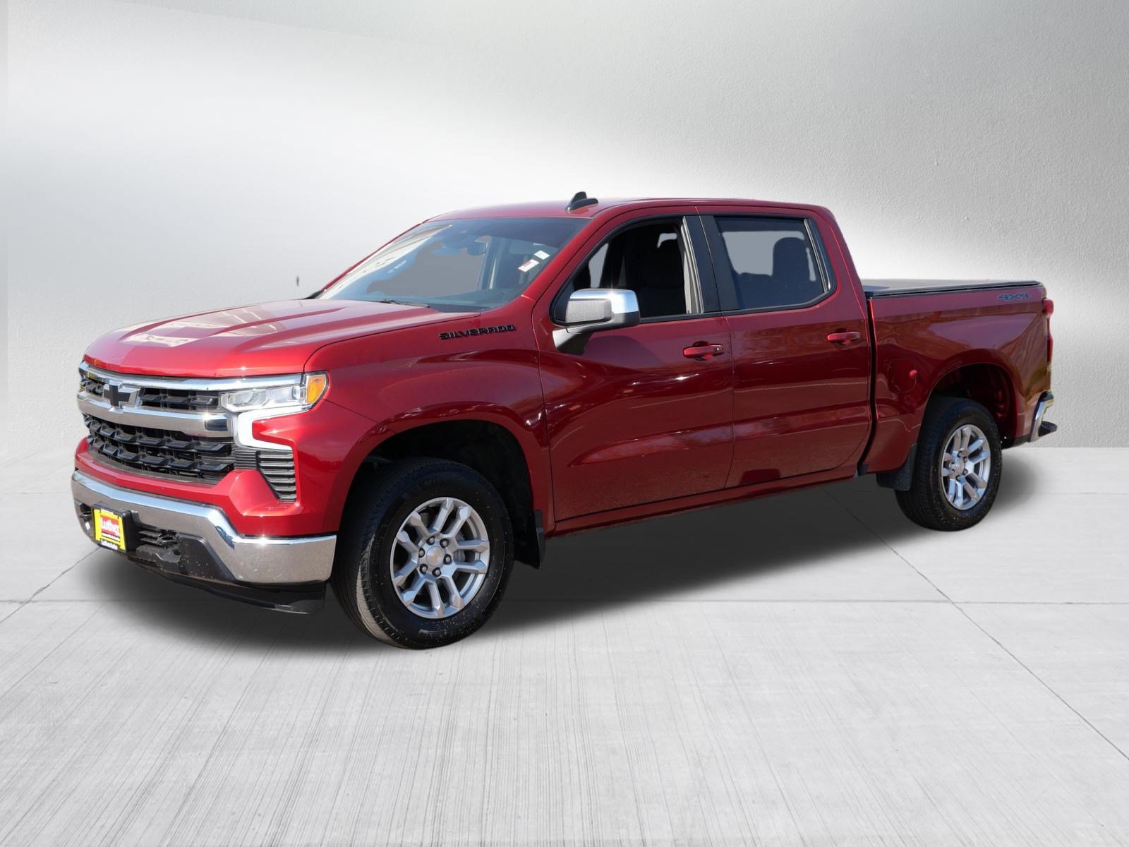 Used 2023 Chevrolet Silverado 1500 LT AWD/4WD image 3