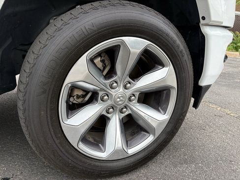 Used 2021 RAM 1500 Limited AWD/4WD image 3