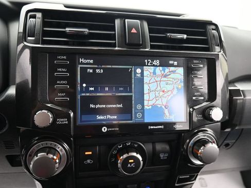 Used 2023 Toyota 4Runner TRD Off-Road Premium AWD/4WD image 21