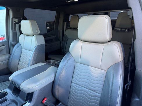 Certified 2024 Chevrolet Silverado 1500 ZR2 w/ Technology Package image 20