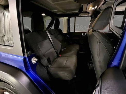 Used 2019 Jeep Wrangler Unlimited Sport S AWD/4WD image 16
